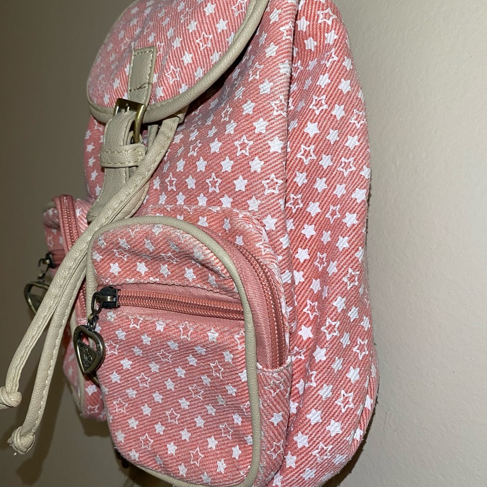 YesStyle Lightweight Backpack - Picture 4 of 8